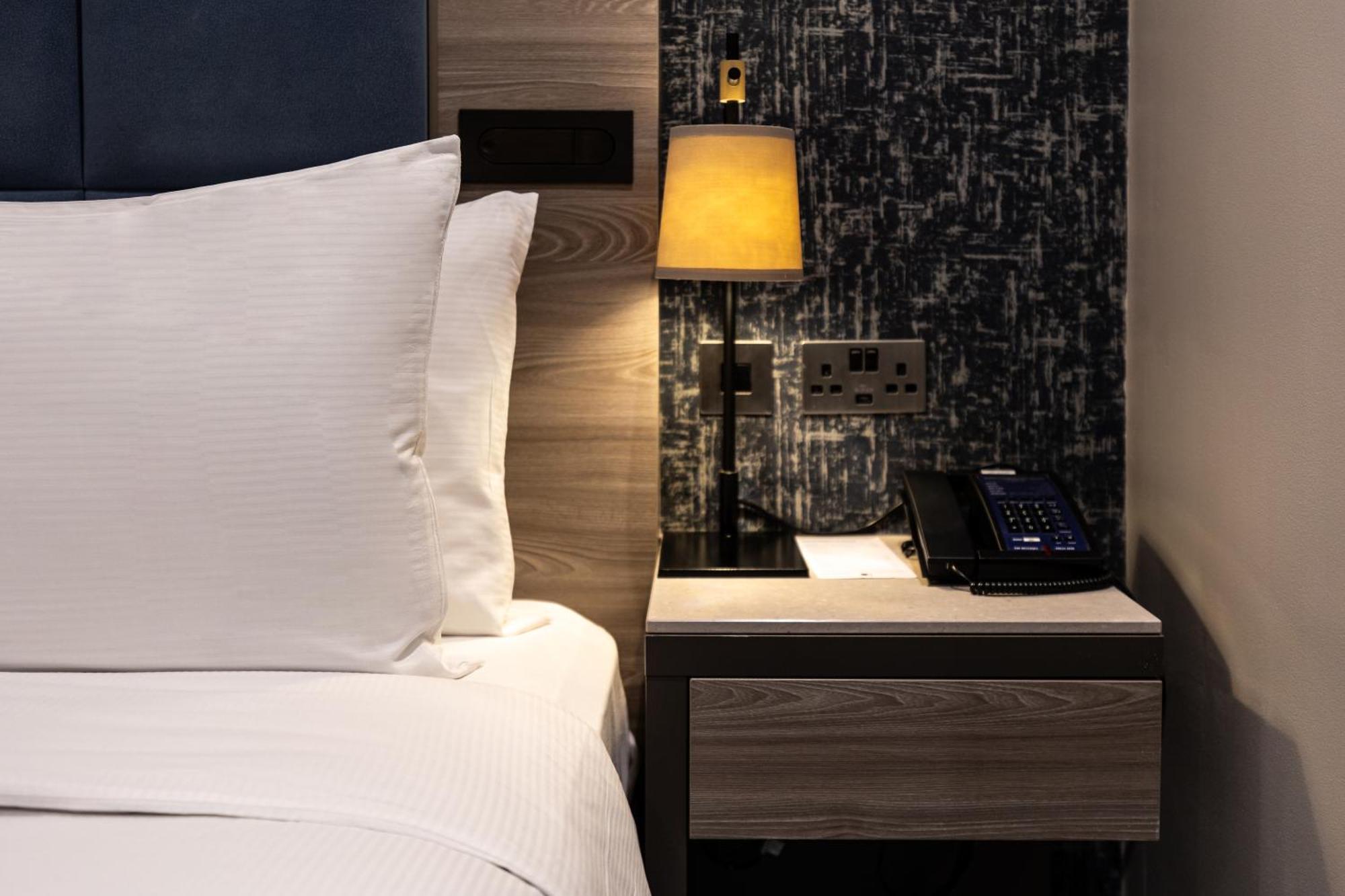 Chambre Lit Queen-Size Deluxe
