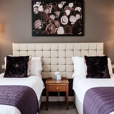 The Mad Hatter Hotel-3