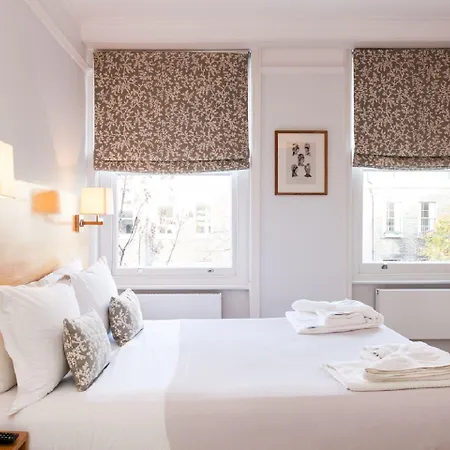 Blueprint Living Apartments - Doughty Street-2